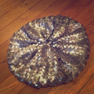 Silver sequin beret